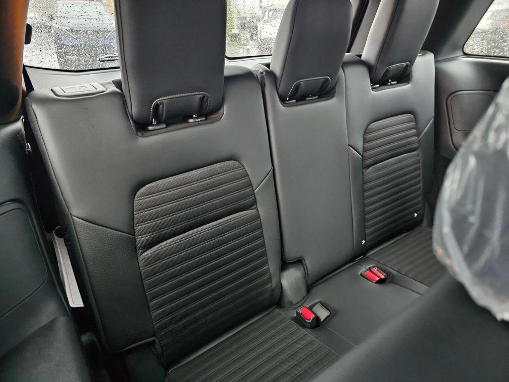 new 2025 Nissan Pathfinder car, priced at $45,112