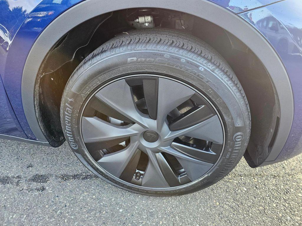 used 2025 Tesla Model Y car, priced at $39,995