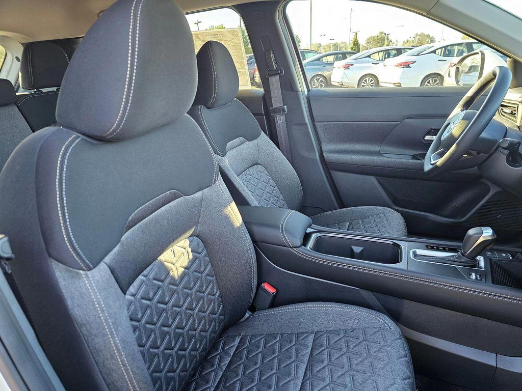 new 2025 Nissan Kicks car, priced at $26,100