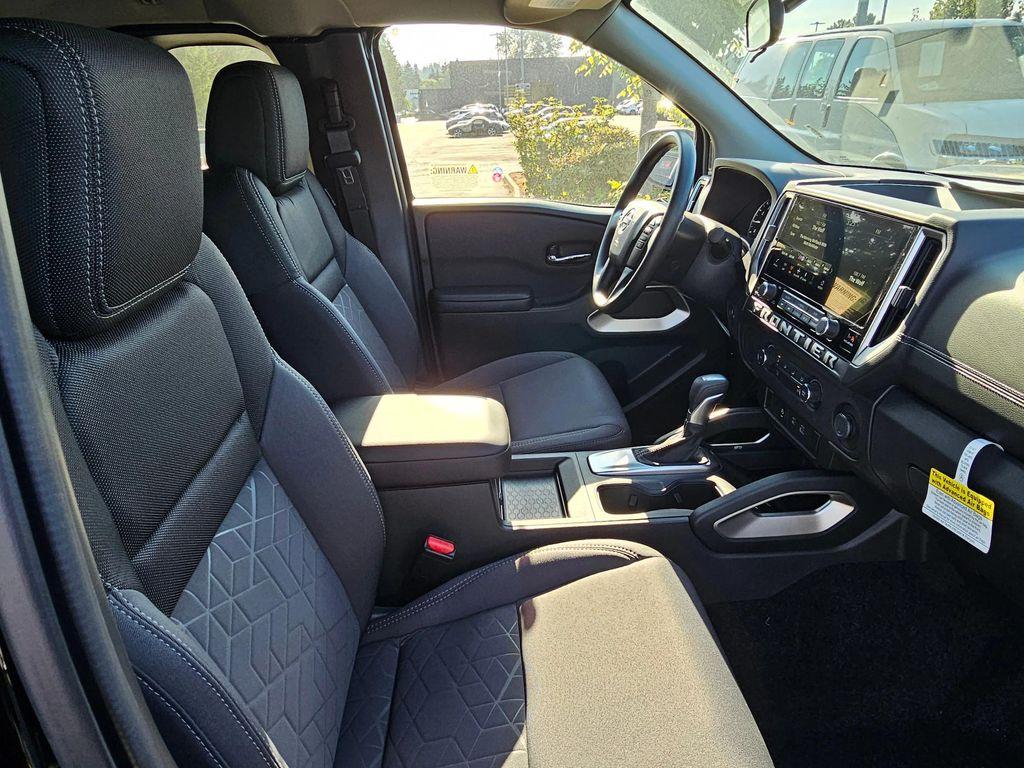 new 2025 Nissan Frontier car, priced at $34,917