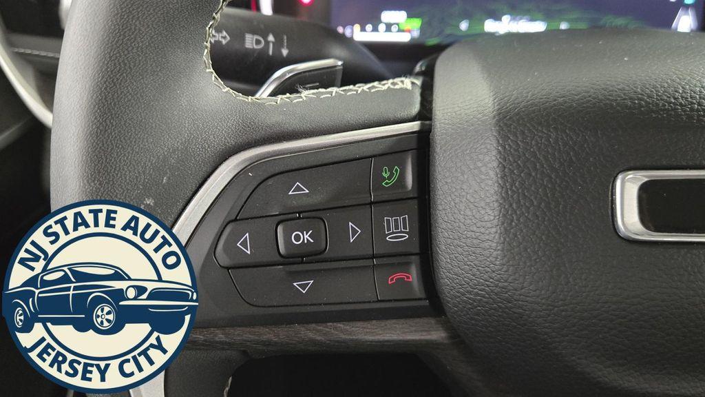 used 2022 Jeep Grand Cherokee 4xe car, priced at $27,400