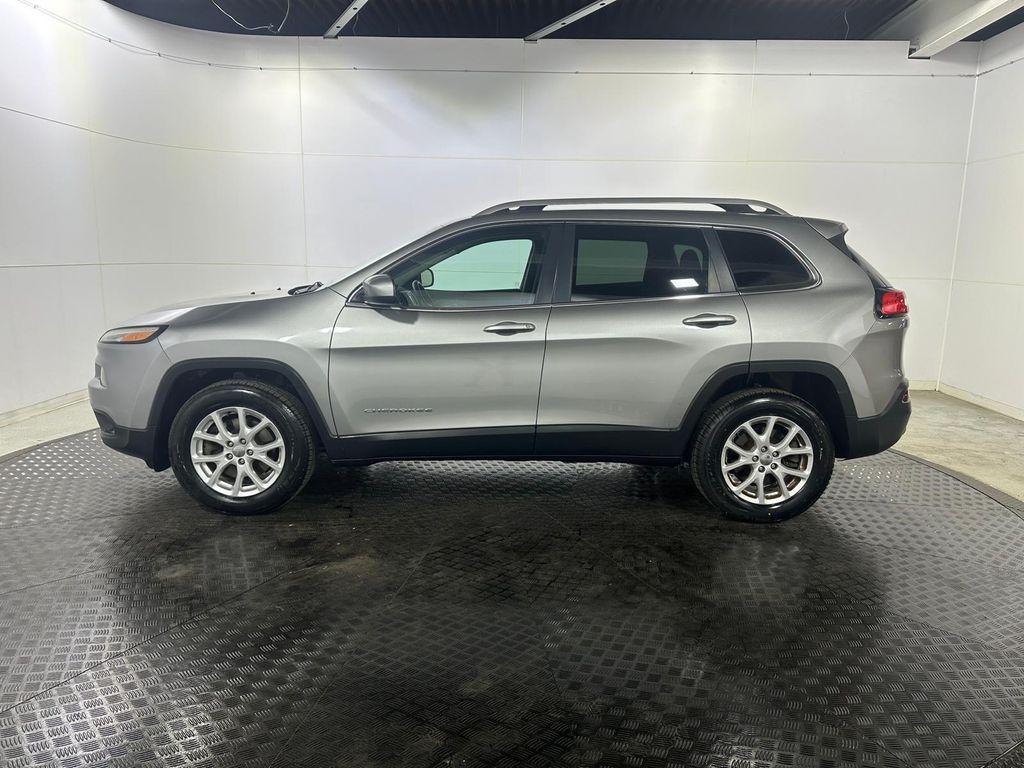 used 2016 Jeep Cherokee car, priced at $8,804