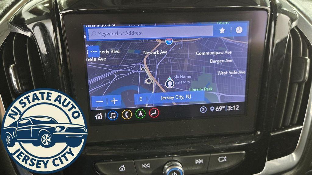 used 2021 Chevrolet Traverse car, priced at $29,695