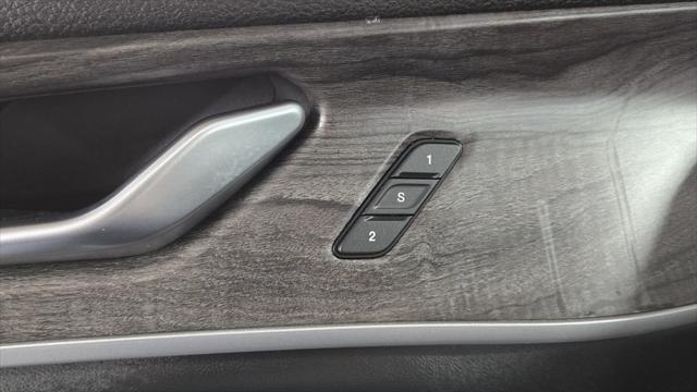used 2023 Jeep Grand Cherokee car, priced at $27,400