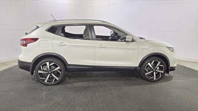 used 2022 Nissan Rogue Sport car, priced at $19,250