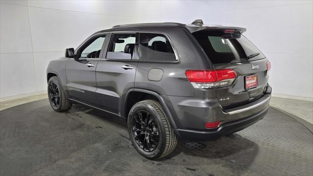 used 2017 Jeep Grand Cherokee car, priced at $14,892