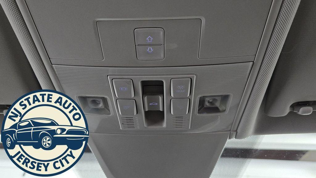 used 2022 Volkswagen Tiguan car, priced at $17,589