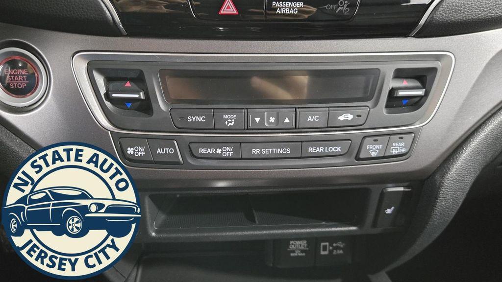 used 2022 Honda Pilot car, priced at $23,899