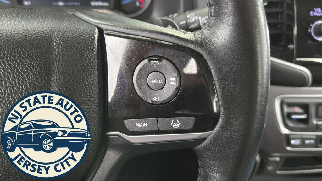 used 2022 Honda Pilot car, priced at $23,899