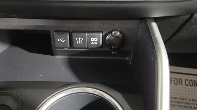 used 2020 Toyota Highlander car, priced at $27,126