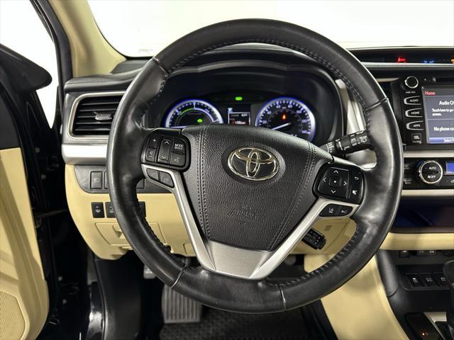 used 2019 Toyota Highlander Hybrid car, priced at $27,988