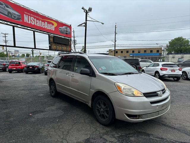 used 2005 Toyota Sienna car, priced at $3,350
