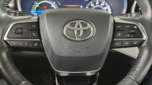 used 2020 Toyota Highlander Hybrid car, priced at $30,895