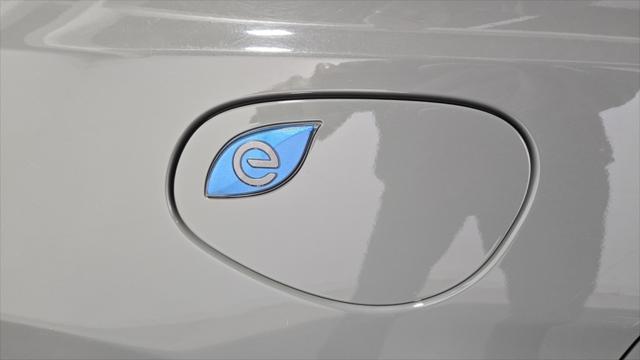 used 2022 Chrysler Pacifica Hybrid car, priced at $21,250