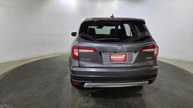 used 2022 Honda Pilot car, priced at $24,750