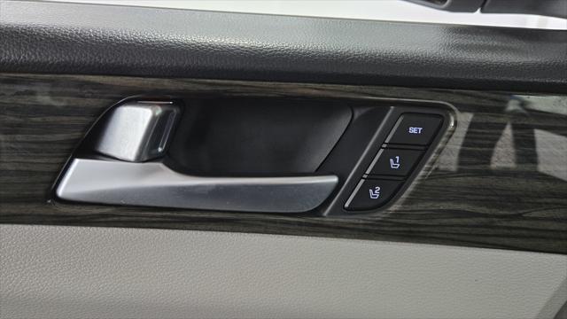 used 2017 Hyundai Sonata Hybrid car, priced at $11,495