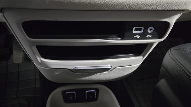 used 2019 Chrysler Pacifica car, priced at $13,895
