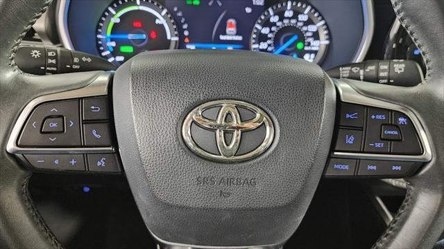 used 2021 Toyota Highlander Hybrid car, priced at $30,150