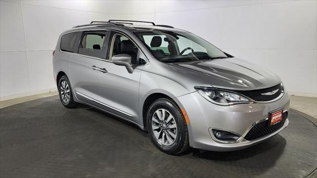 used 2020 Chrysler Pacifica car, priced at $19,990