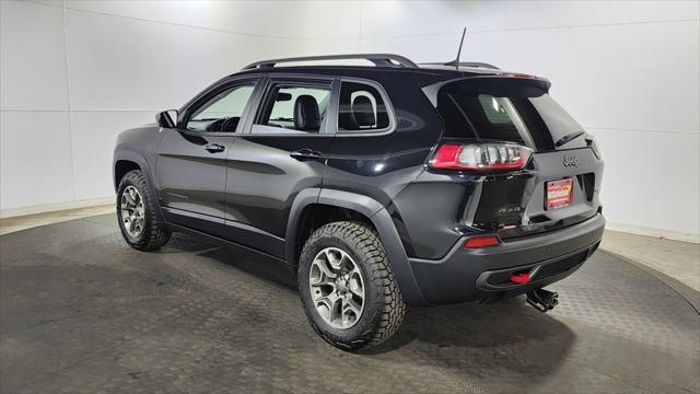 used 2020 Jeep Cherokee car, priced at $18,892