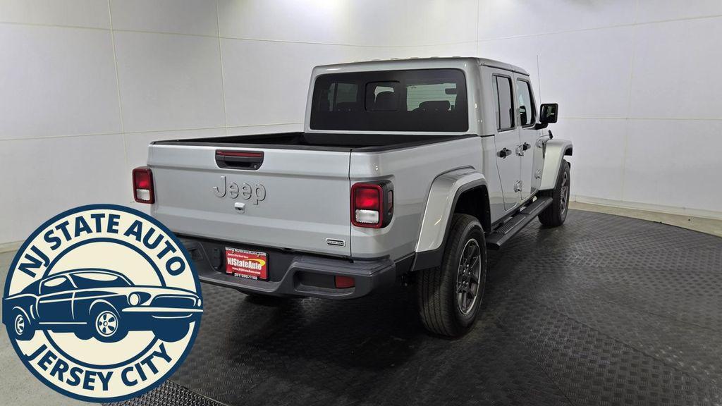 used 2023 Jeep Gladiator car, priced at $25,887