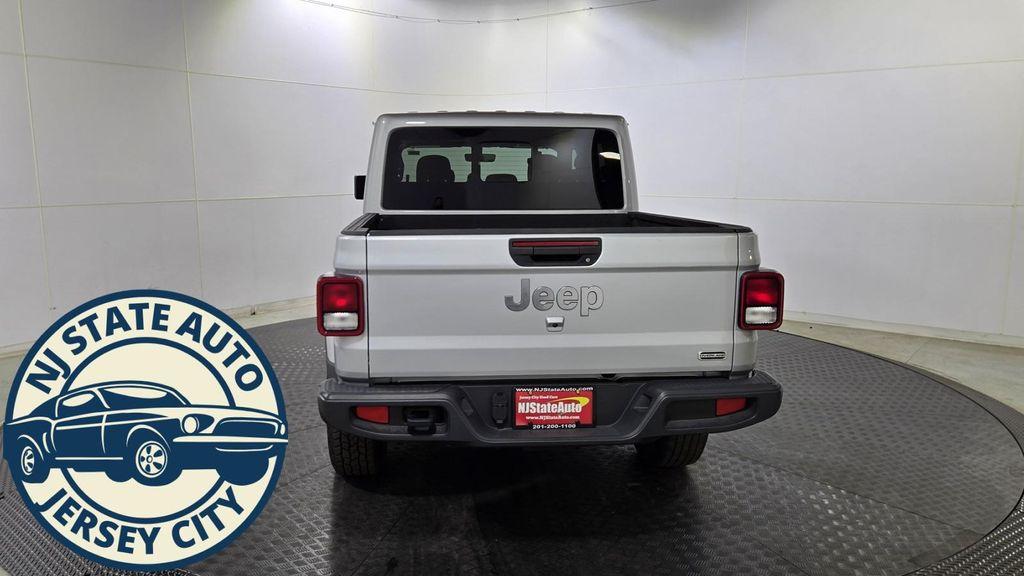used 2023 Jeep Gladiator car, priced at $25,887