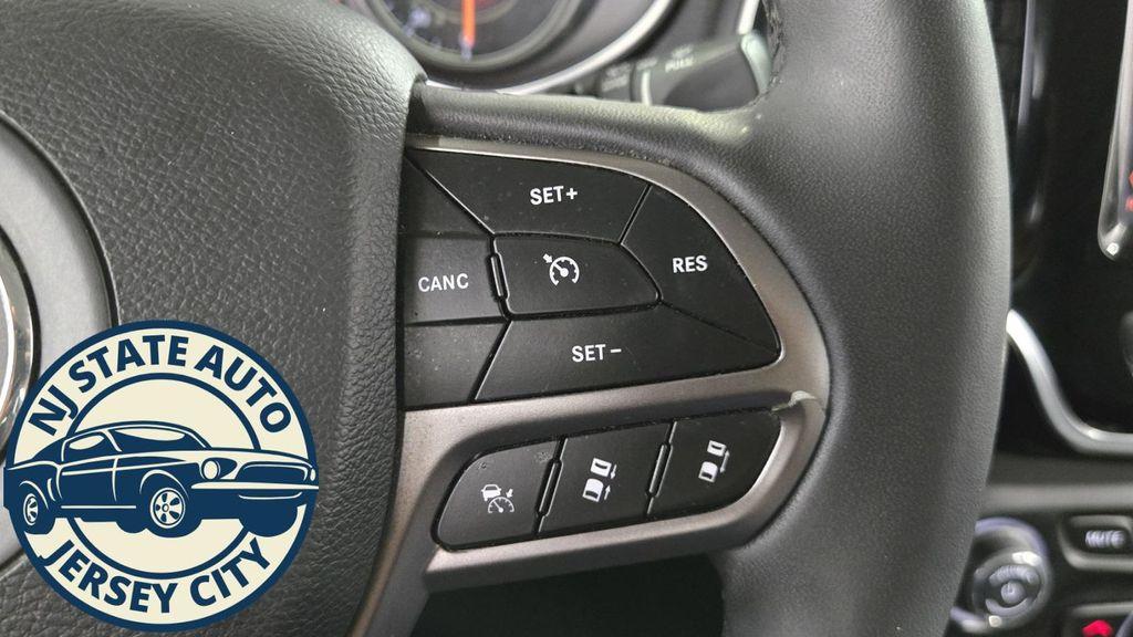 used 2022 Jeep Cherokee car, priced at $21,850