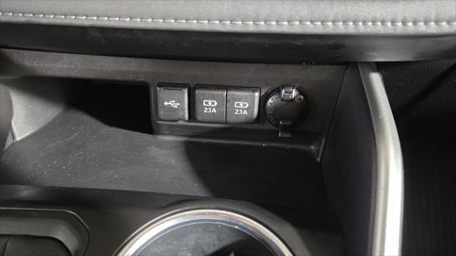 used 2021 Toyota Highlander car, priced at $29,838