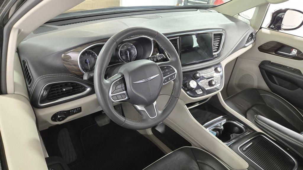 used 2023 Chrysler Pacifica car, priced at $21,914