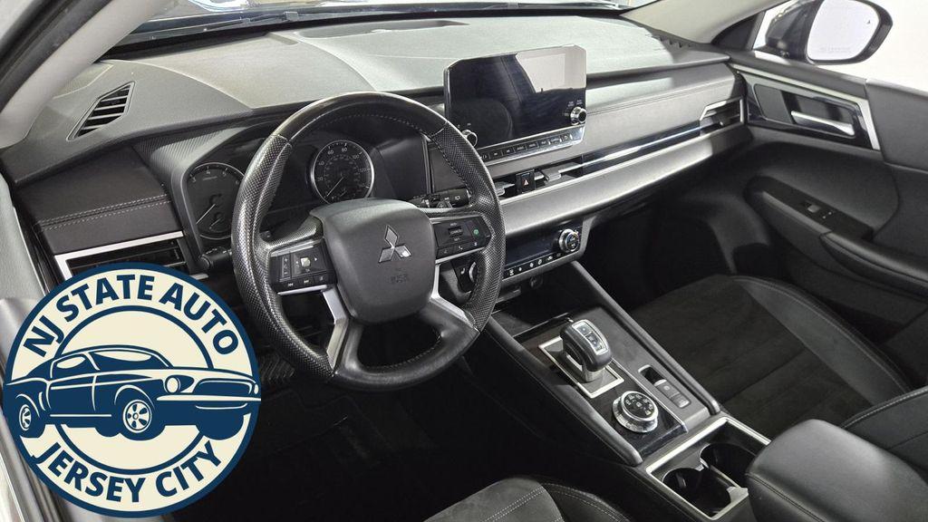 used 2024 Mitsubishi Outlander car, priced at $21,398