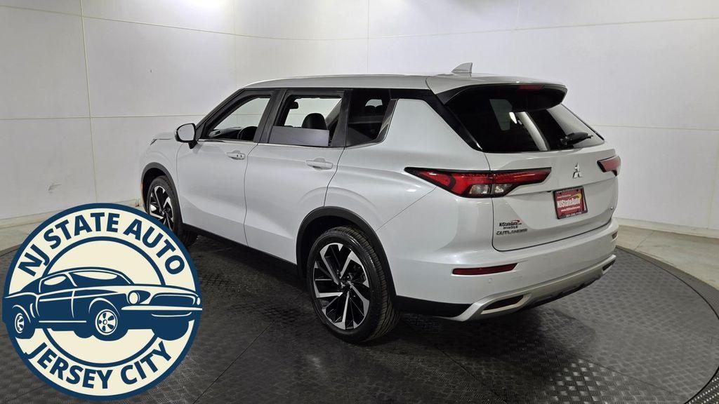 used 2022 Mitsubishi Outlander car, priced at $19,558