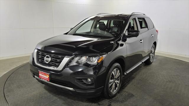 used 2019 Nissan Pathfinder car, priced at $16,631