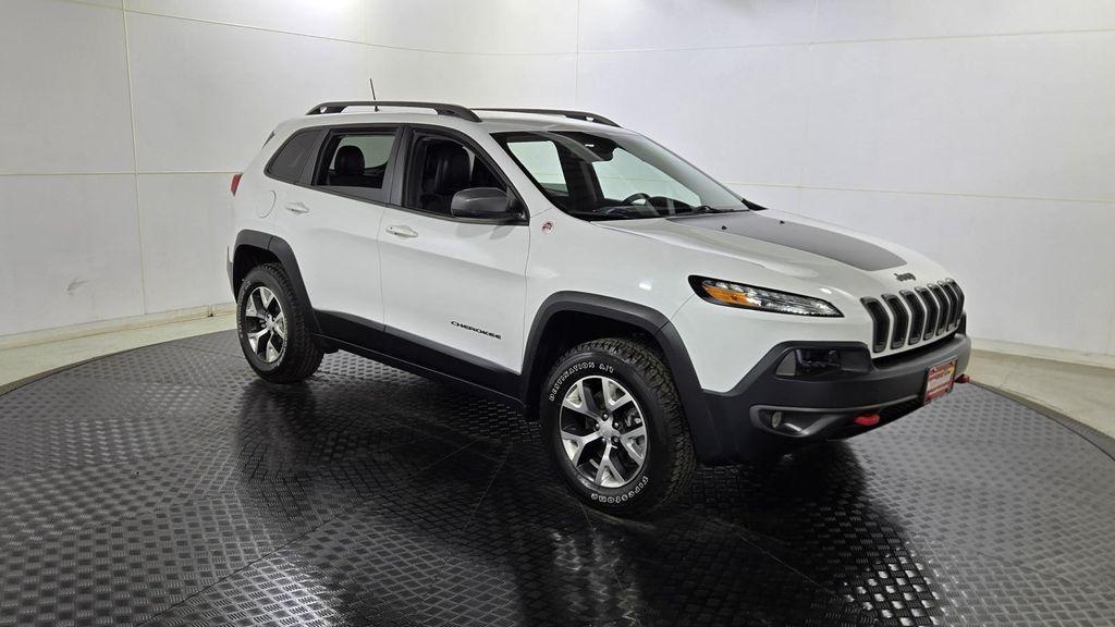 used 2018 Jeep Cherokee car, priced at $16,997