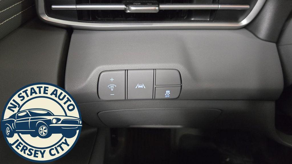 used 2022 Hyundai Elantra car, priced at $15,885