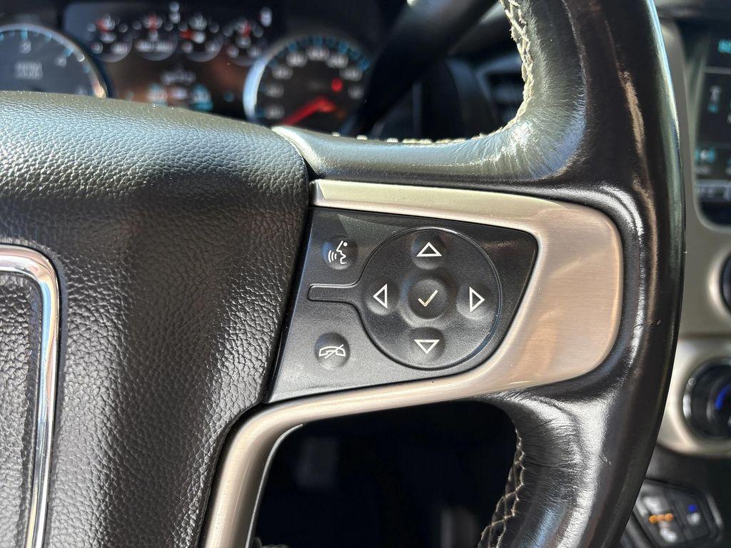 used 2018 GMC Yukon car, priced at $27,994