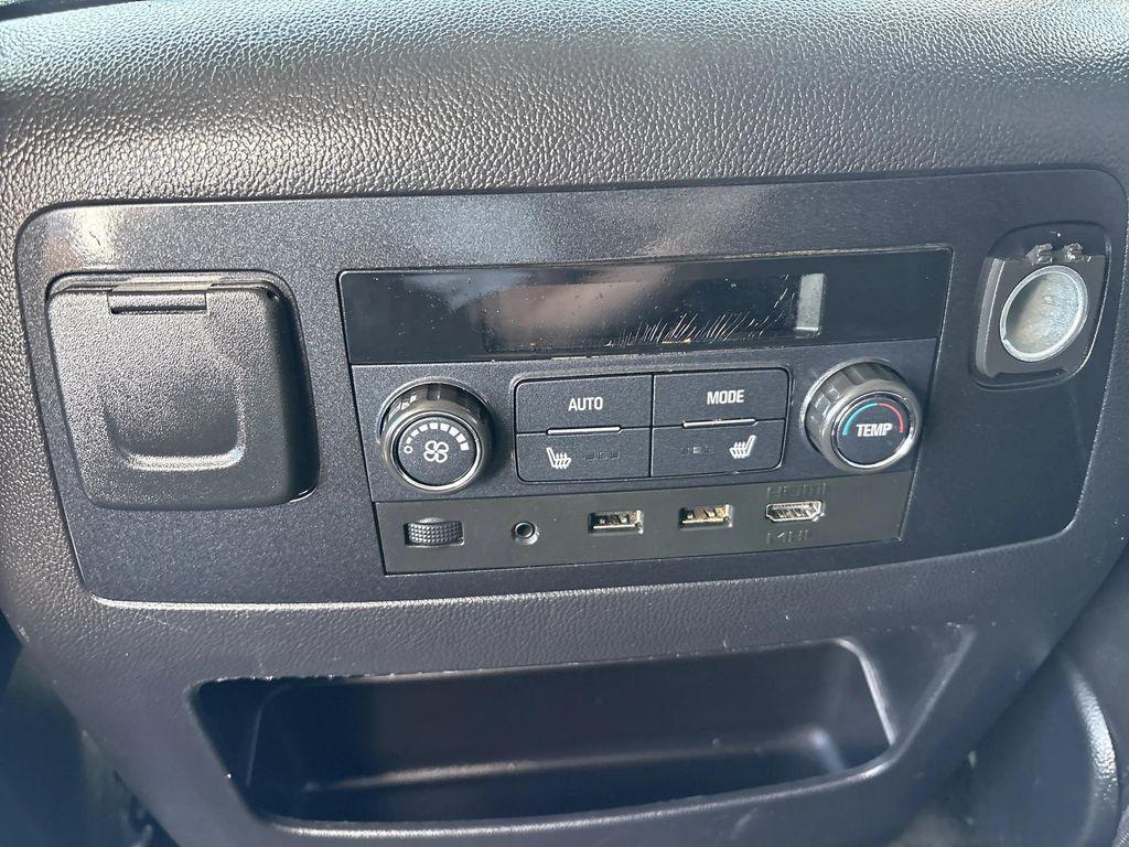 used 2018 GMC Yukon car, priced at $27,994