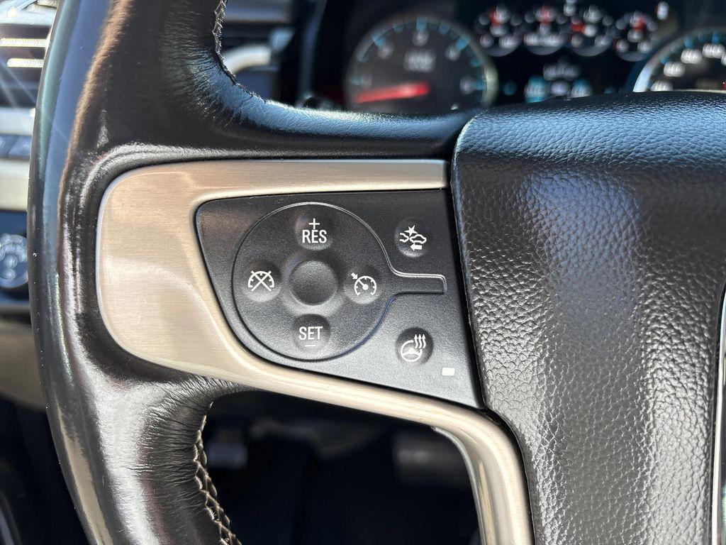 used 2018 GMC Yukon car, priced at $27,994