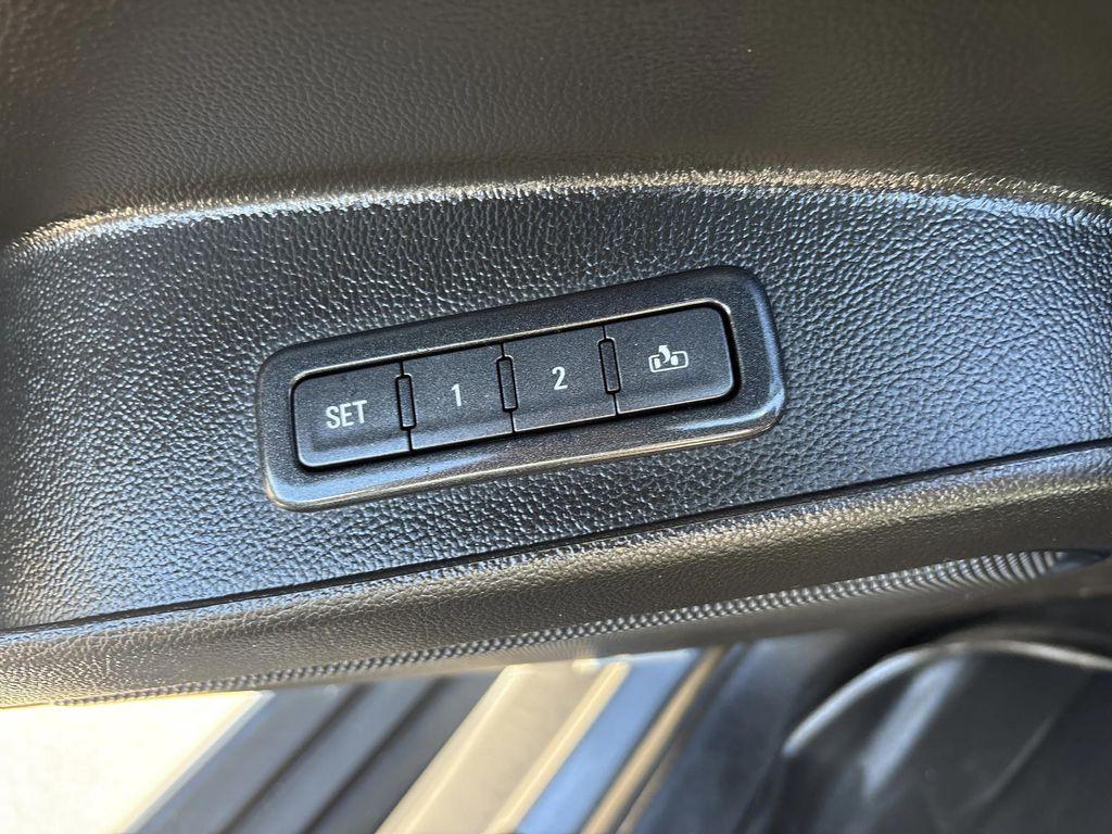 used 2018 GMC Yukon car, priced at $27,994