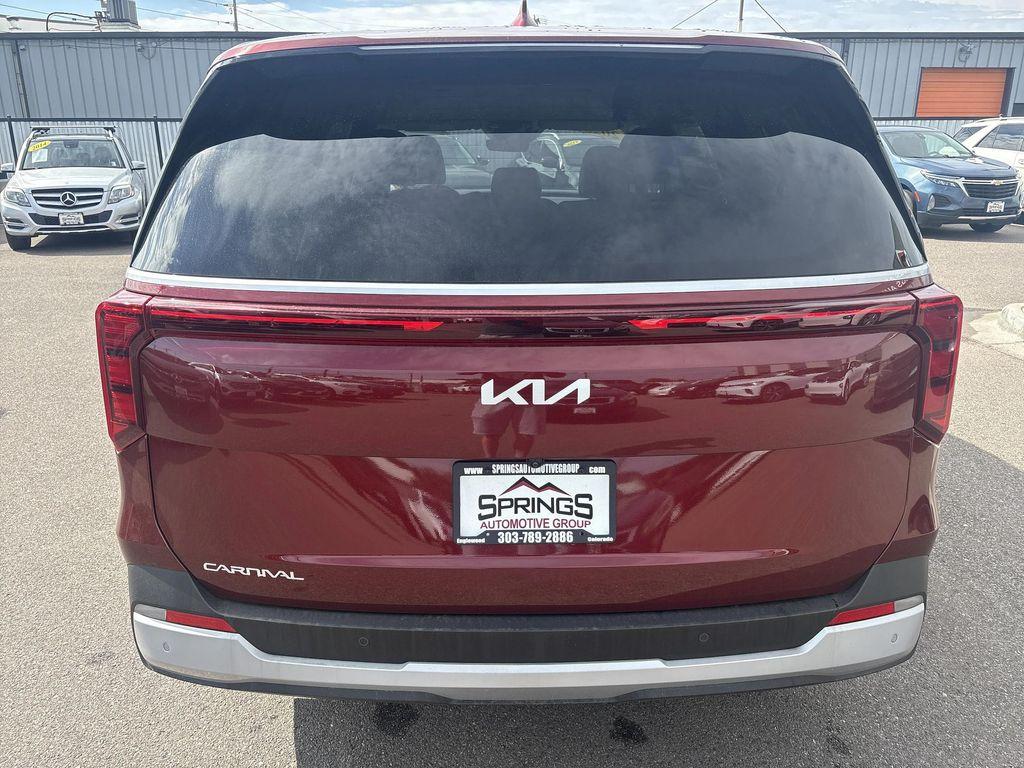 used 2025 Kia Carnival car, priced at $37,994