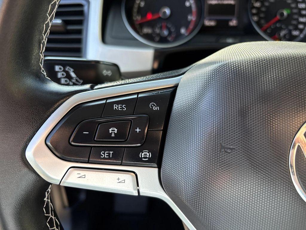 used 2021 Volkswagen Atlas car, priced at $24,697