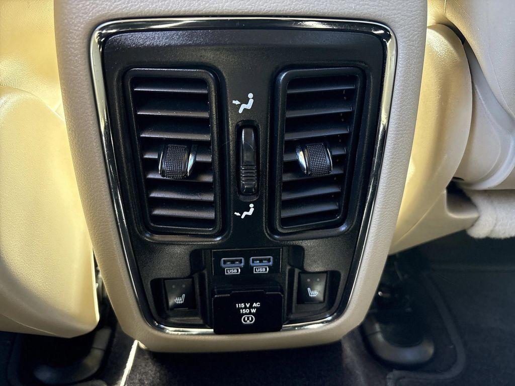 used 2017 Jeep Grand Cherokee car, priced at $17,999