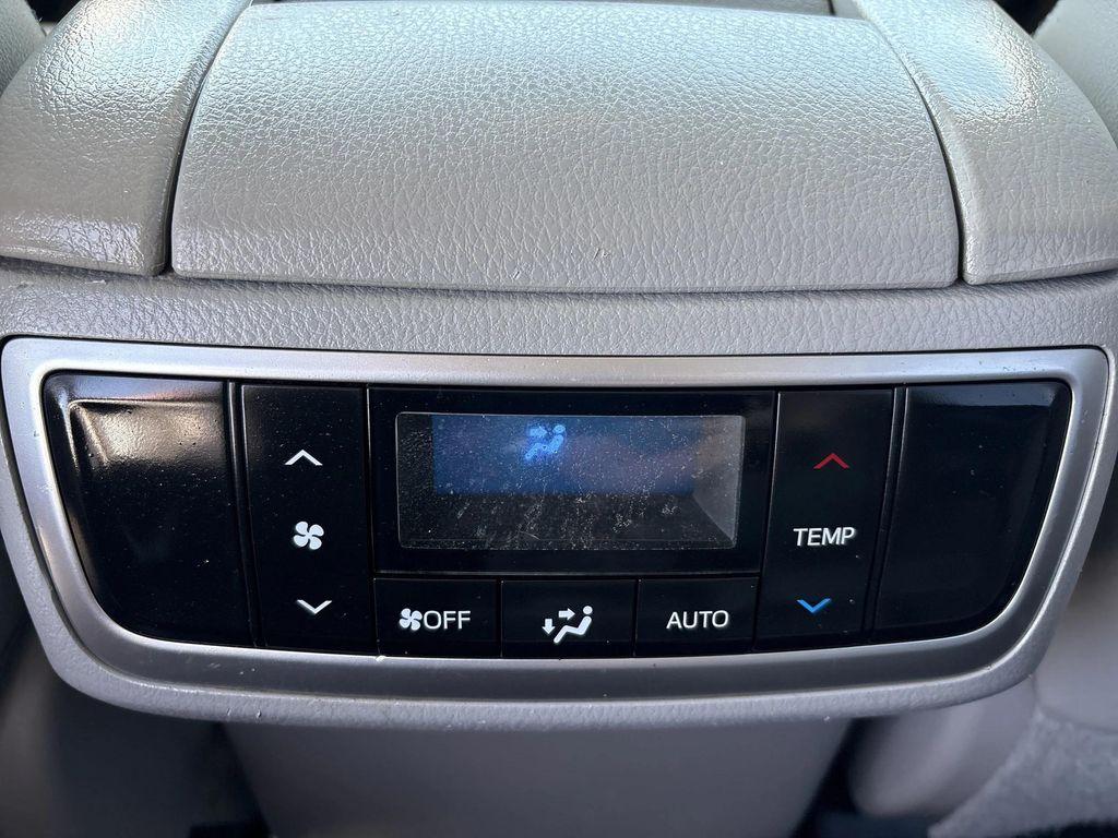 used 2018 Toyota Highlander car, priced at $21,699