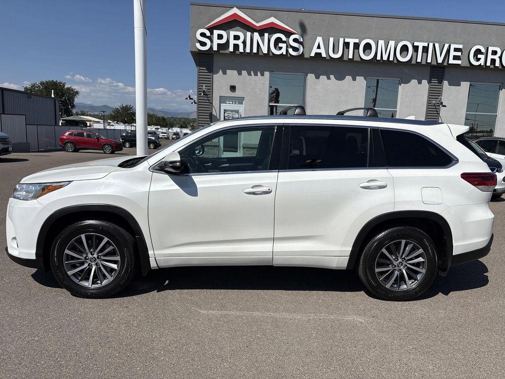 used 2018 Toyota Highlander car, priced at $21,699
