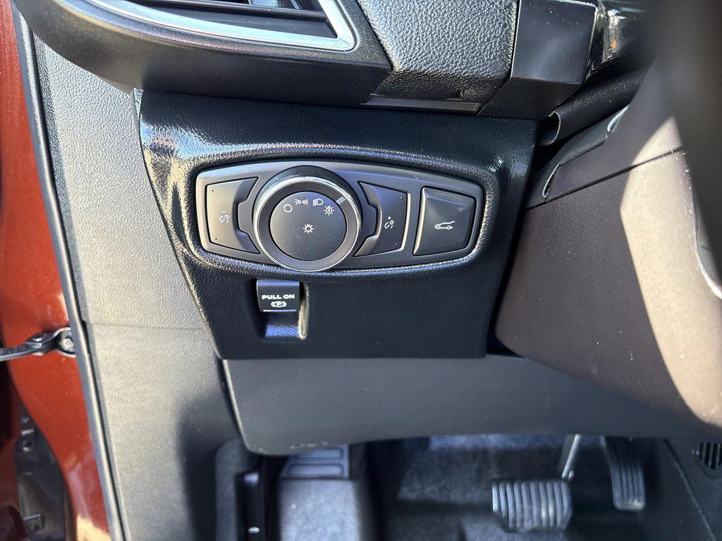 used 2016 Lincoln MKX car, priced at $15,999