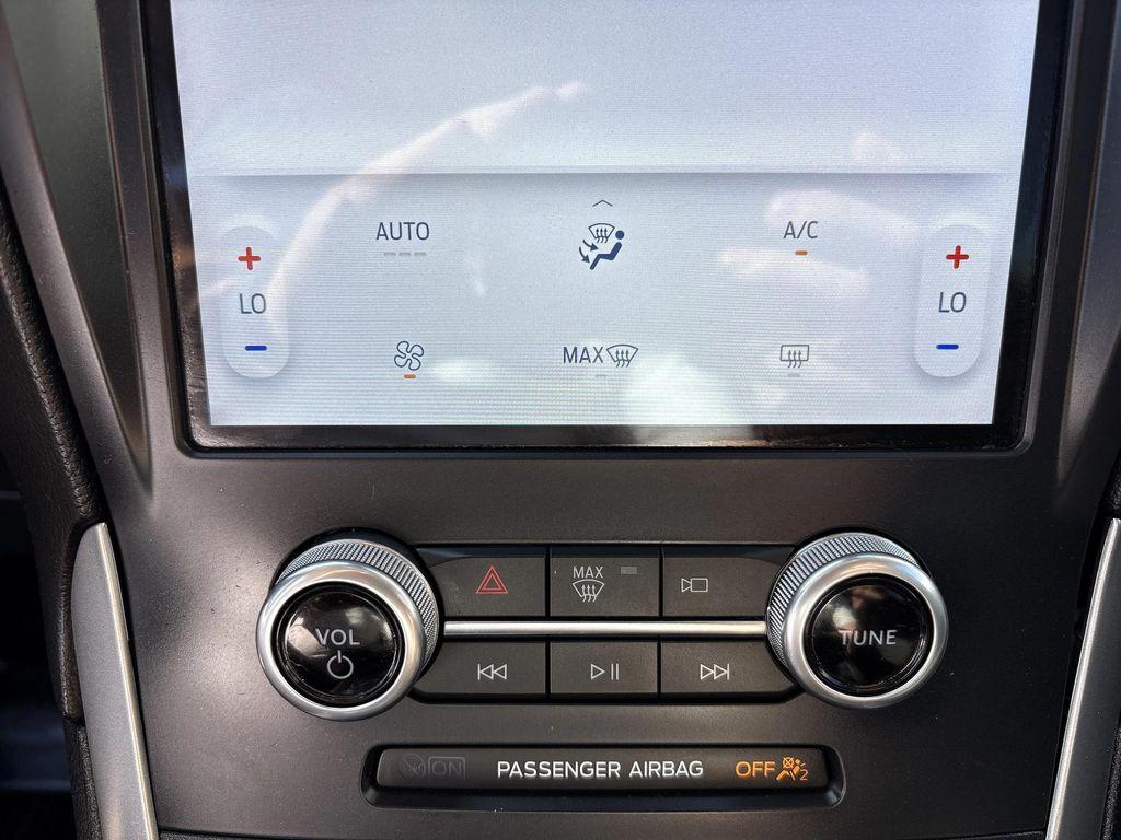used 2022 Ford Edge car, priced at $21,499