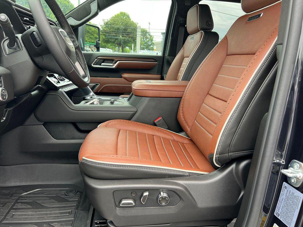 new 2025 GMC Sierra 2500 car, priced at $92,423