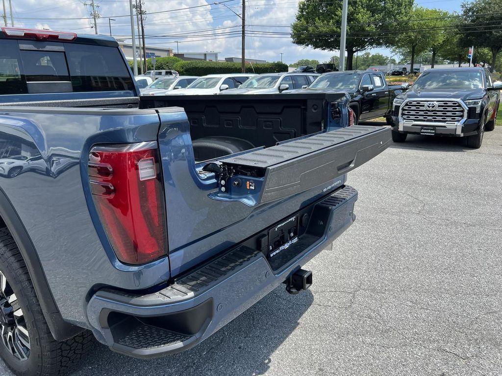 new 2025 GMC Sierra 2500 car, priced at $92,061