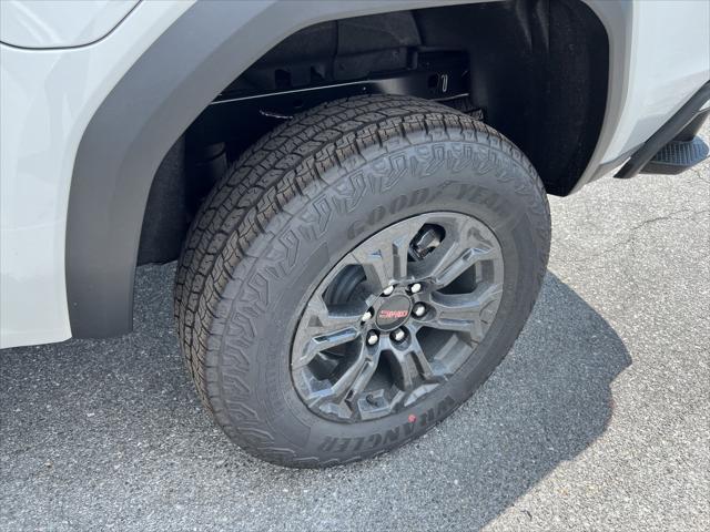 new 2025 GMC Canyon car, priced at $42,054