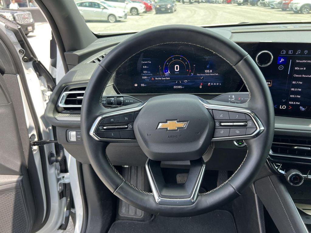 used 2025 Chevrolet Traverse car, priced at $34,877