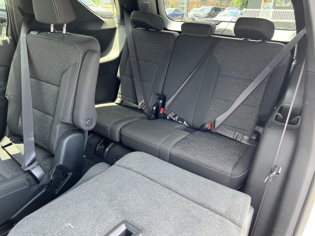 used 2025 Chevrolet Traverse car, priced at $34,877